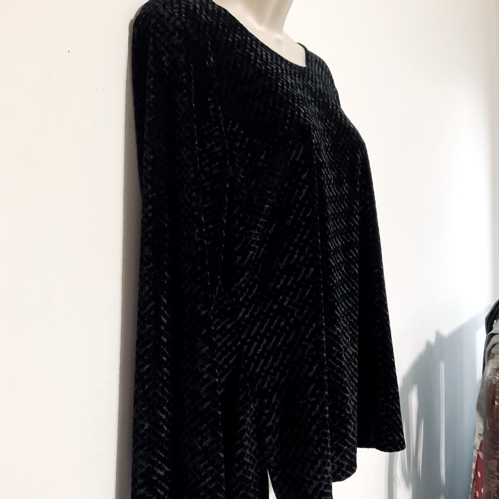 Notations Large Pullover Top Black Long Sleeve. T… - image 2